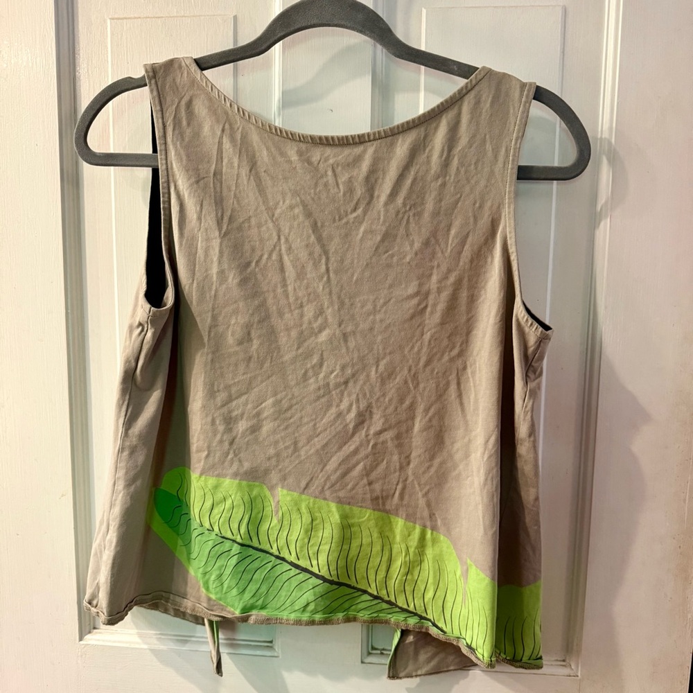 Ginkgo Green & Tan Leaf Tank Top - Size M, EUC!